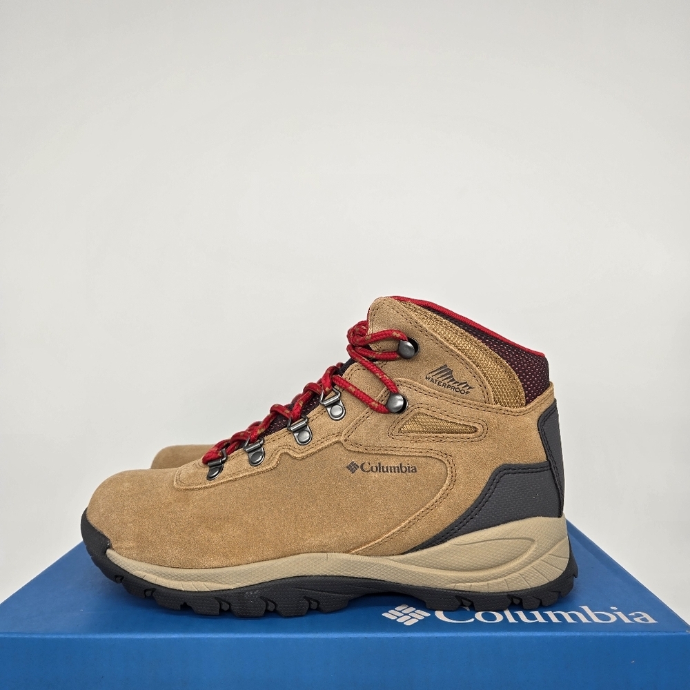 Columbia Women's Tan Suede Winter Boots with Red Accents